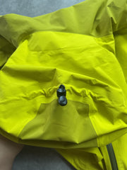 Arc'teryx Alpha AR Hardshell Jacke Gelb Gr. L
