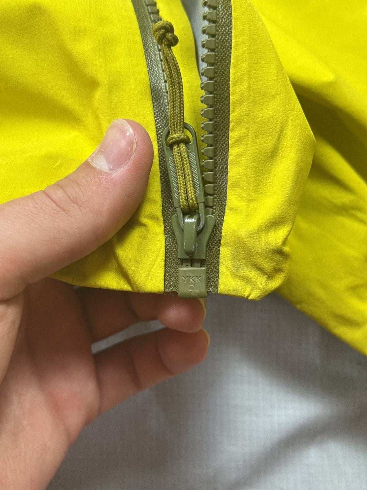 Arc'teryx Alpha AR Hardshell Jacke Gelb Gr. L