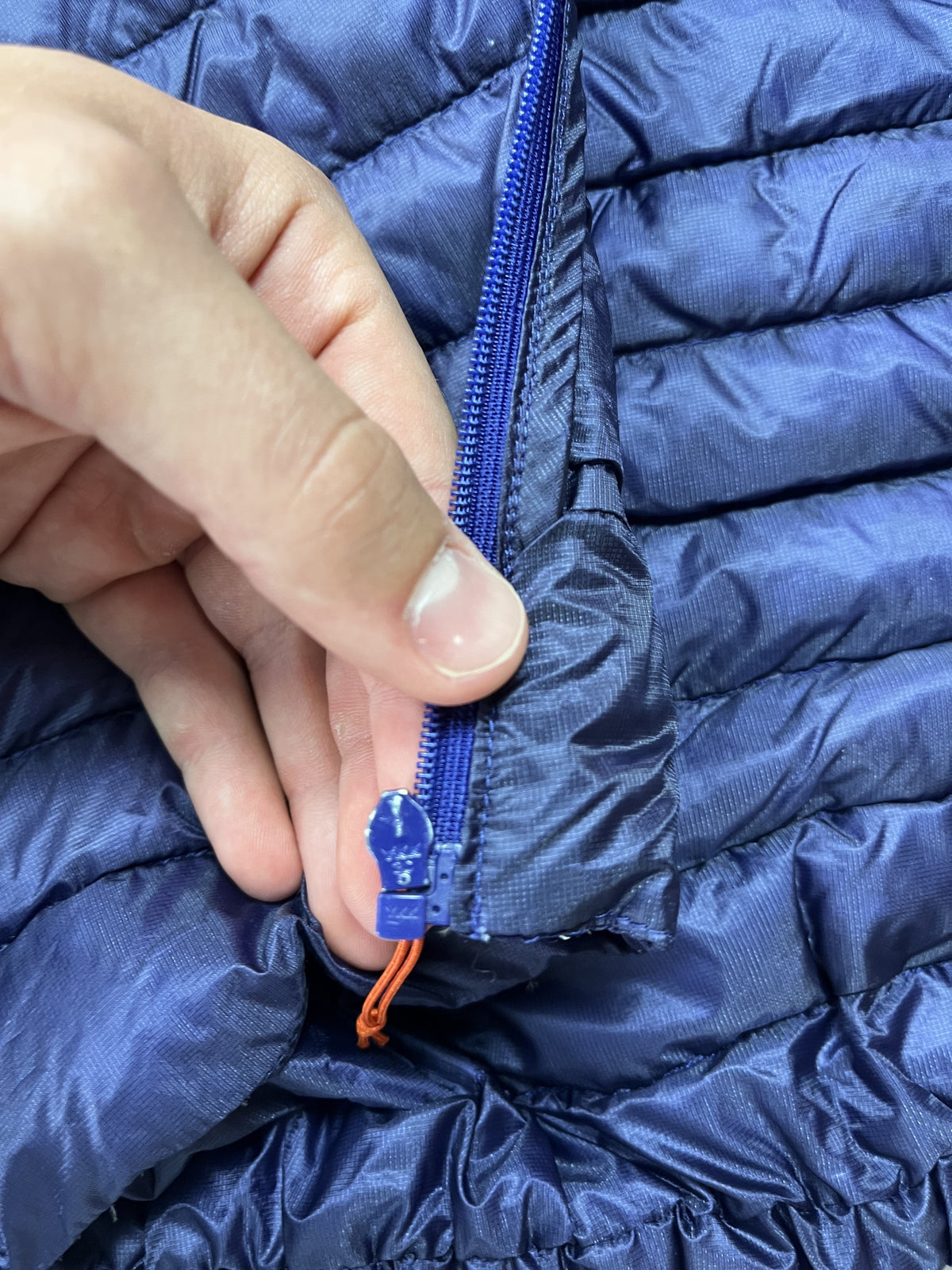 Arc'teryx Cerium Daunenjacke Blau Gr. S