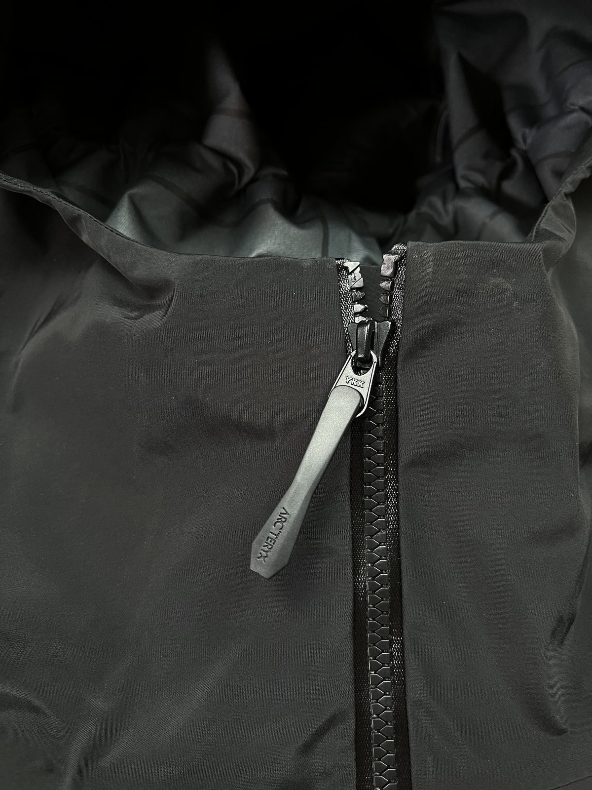 Arc'teryx Alpha SV Hardshell Jacke Blau/Schwarz Gr. L
