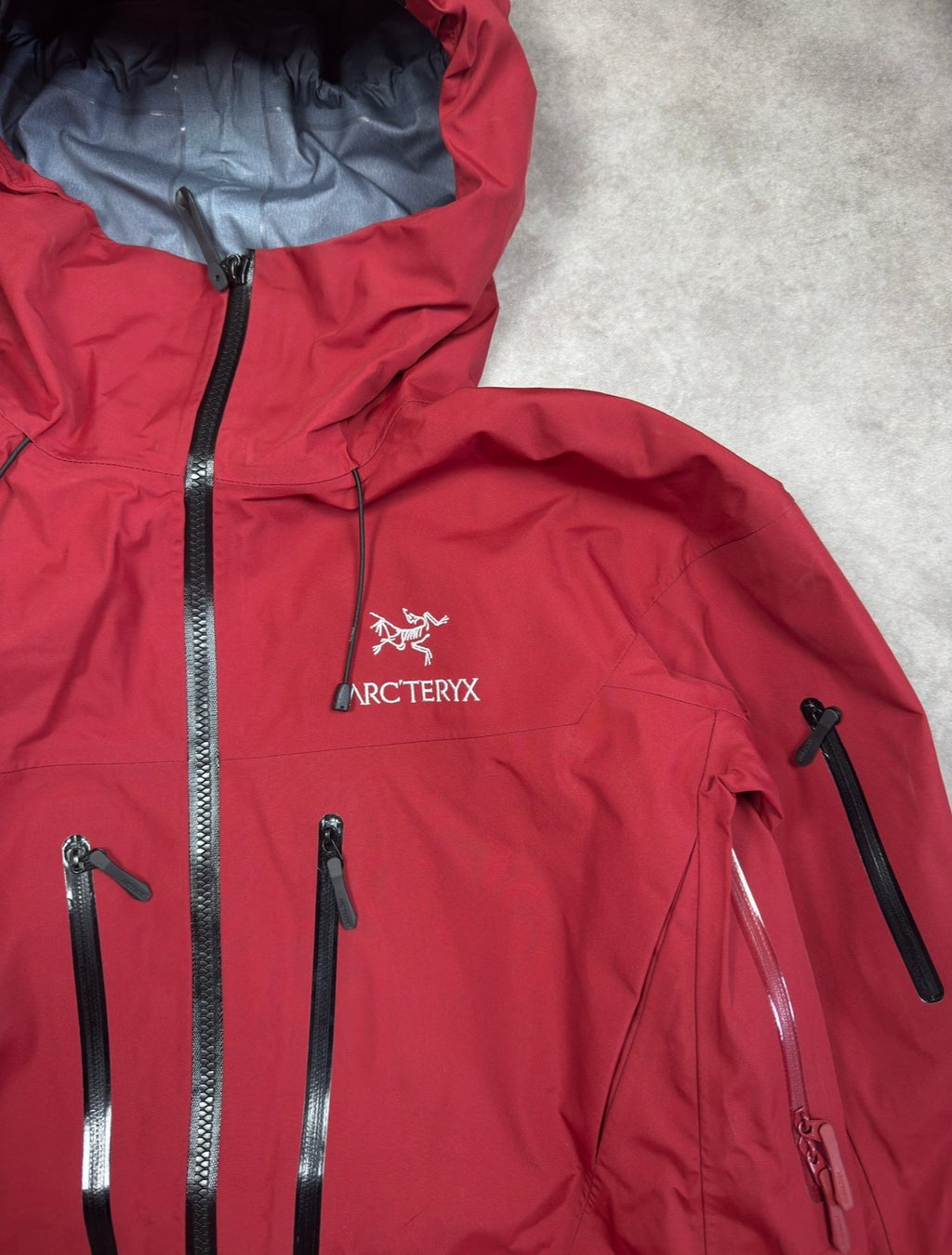 Arcteryx Alpha SV Hardshell Jacke Rot Gr. L - Rot - L
