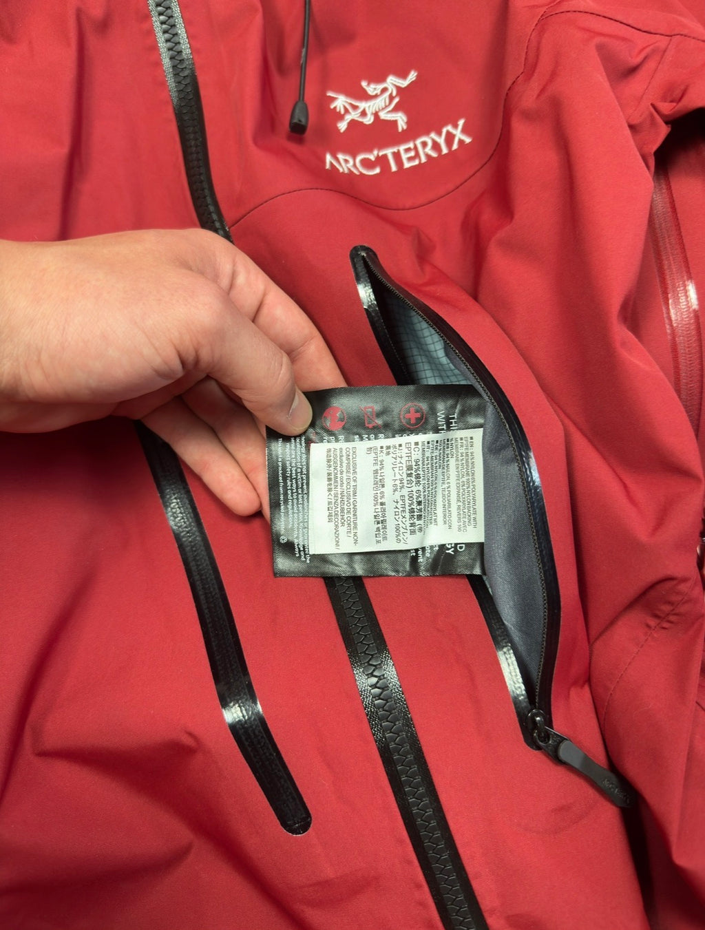 Arcteryx Alpha SV Hardshell Jacke Rot Gr. L - Rot - L
